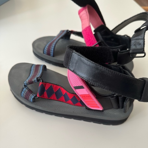 Prada- Linea Printed Velcro Strap Sandals - Picture 4 of 5